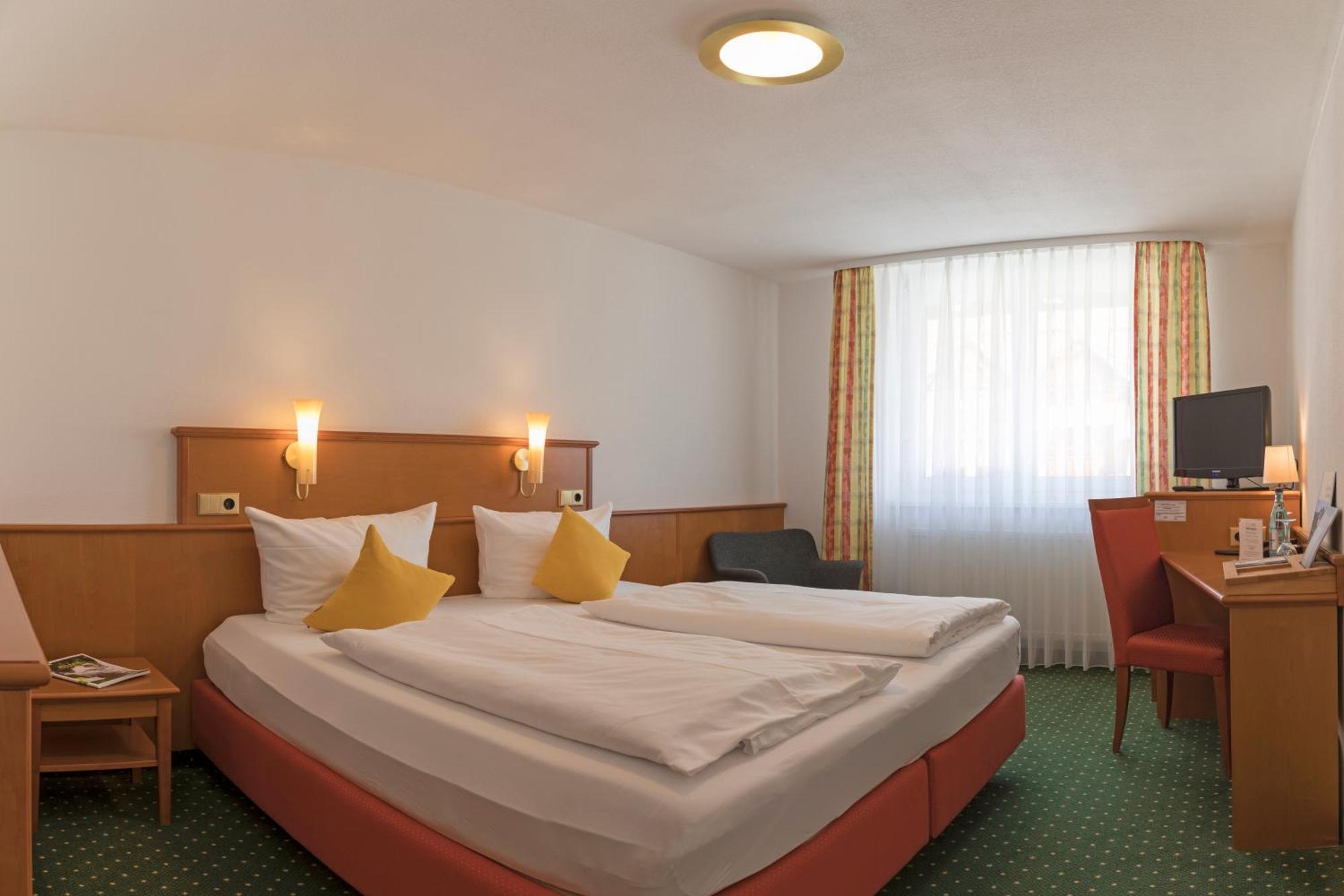 Widmann'S Loewen Otel Königsbronn Dış mekan fotoğraf